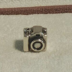 Authentic Retired Pandora Sterling Silver Camera Travel Bead - 790961